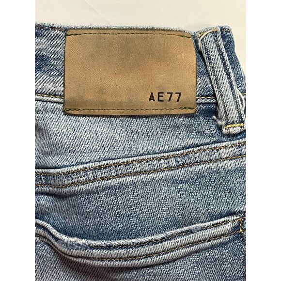 AE77 Mom Jeans 00 High Rise Distressed Light Wash Raw Hem Women’s Denim - Picture 4 of 9